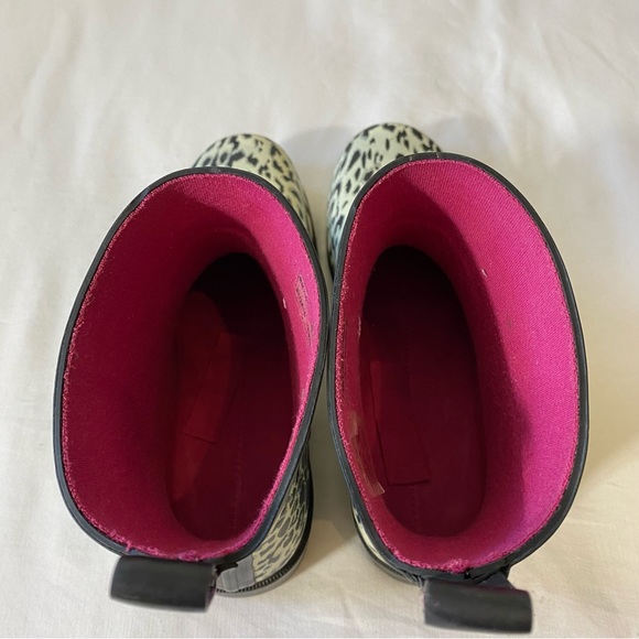 Capelli New York Rain Boots size 8 Leopard Animal Print Buckle Detail RBT-4003 - Picture 2 of 9